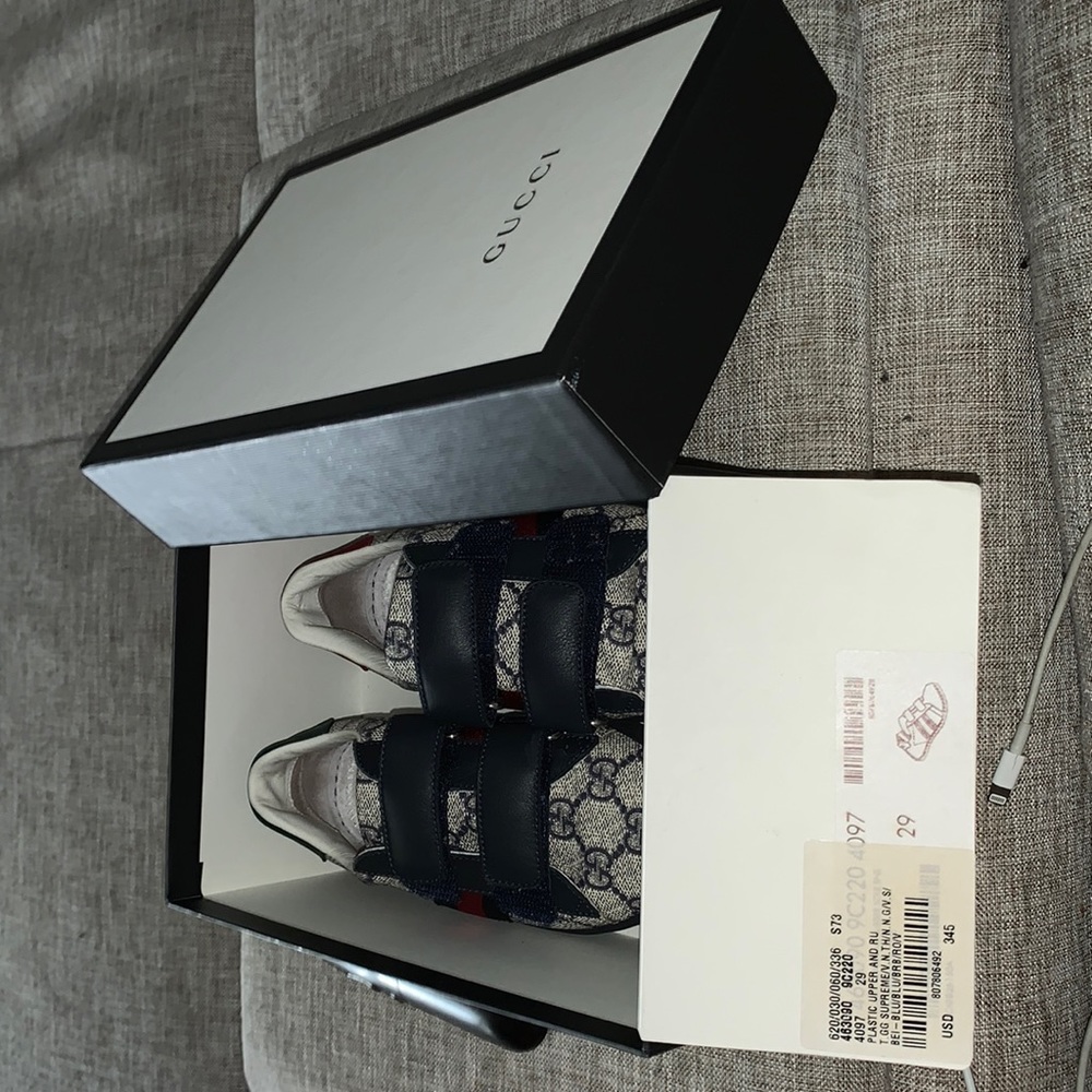 Gucci sneakers for kids come with original box
